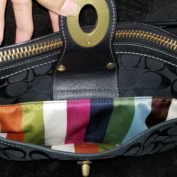 COACH HANDBAG - Picture 3 of 6